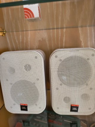 Par Altavoces JBL Control 1 Pro Blancos