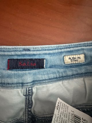 Jeans mujer azules con pedrería