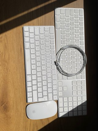 2 Teclados Apple Plata/Blanco