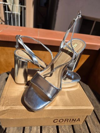 Sandalias tacón CORINA plateadas