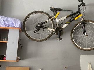 Bicicleta Monty Negra y Blanca