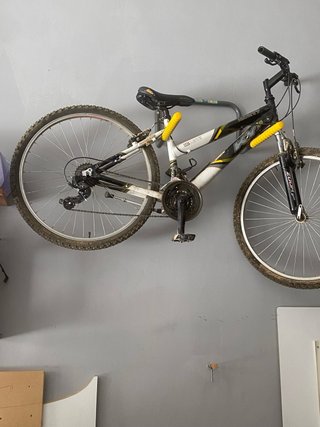 Bicicleta Monty Negra y Blanca