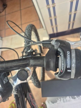 Bicicleta de Montaña Negra