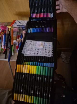 Lote Papelería: Notas, Bolis, Pinturas