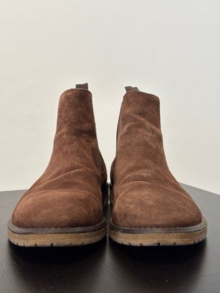 Botines ante Zara