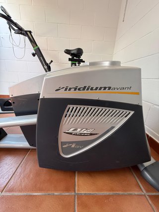 Elíptica BH Fitness Iridium Avant Semiprofesional