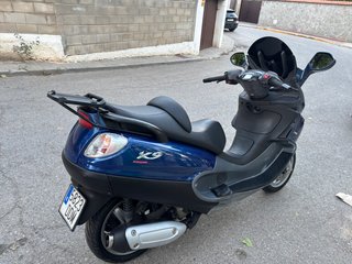 Motocicleta Scooter Piaggio X9 Evolution 250CC