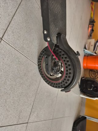 Patinete Eléctrico Negro