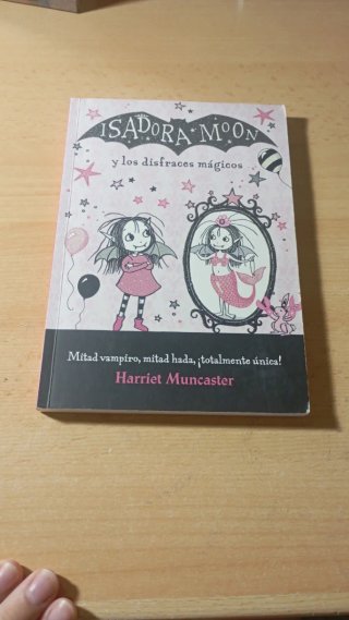 Isadora Moon celebra su cumpleaños / Isadora Mo...