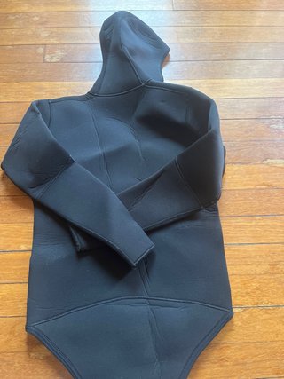 Traje de neopreno Ness con capucha XL