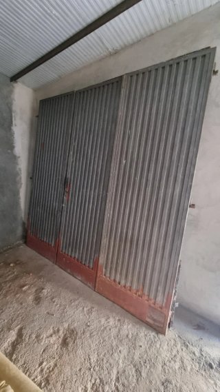 Puerta de garaje metálica