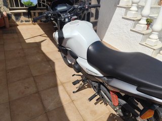 Honda CBF 125 Blanca - Muy cuidada