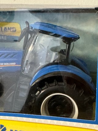 Tractor New Holland Burago 1:32