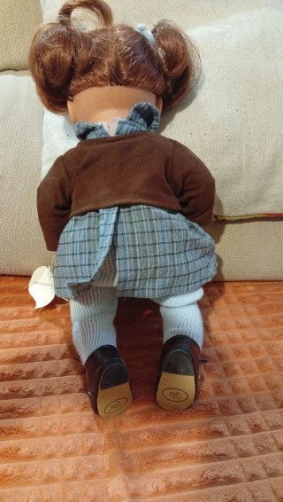 Muñeca Asís Colección 2003