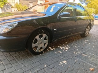 Peugeot 607 2004