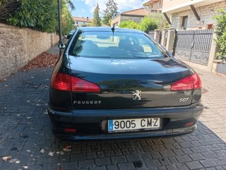 Peugeot 607 2004