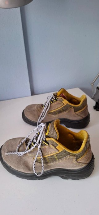 Zapatos de trabajo Panter puntera metal
