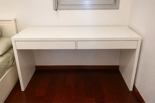 Escritorio MICKE 142x50cm Blanco IKEA