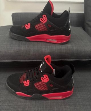 Jordan 4  Negro Rojo