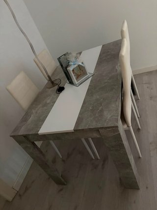Mueble de salón moderno y mesa de salon compañera
