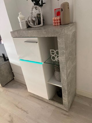 Mueble de salón moderno y mesa de salon compañera