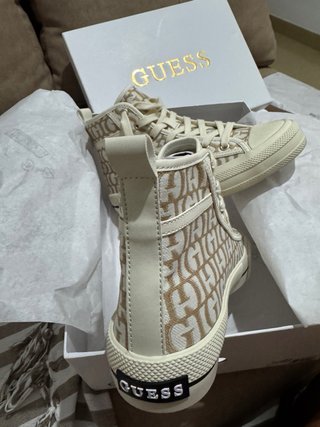 Zapatillas Guess Beige/Marrón