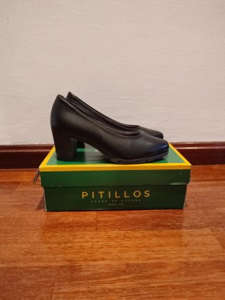 Zapatos Pitillos Negros Tacon Bajo