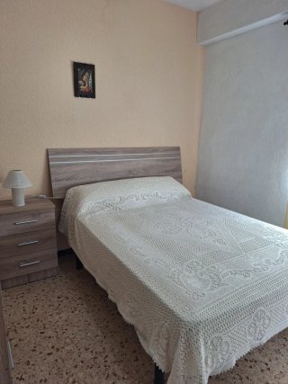 Alquiler piso en playa Miramar a 50m del mar.