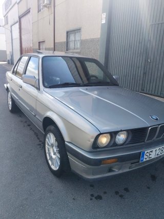 BMW 324d e30