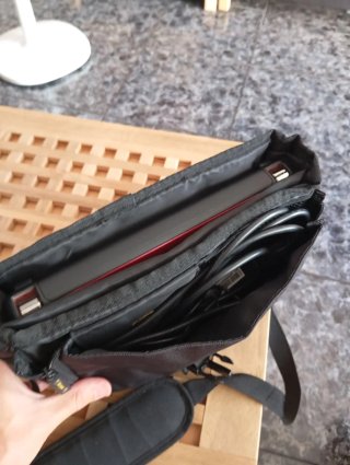 Mini portatile retro Packard Bell da 10"