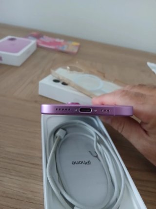 iPhone 16 Rosa