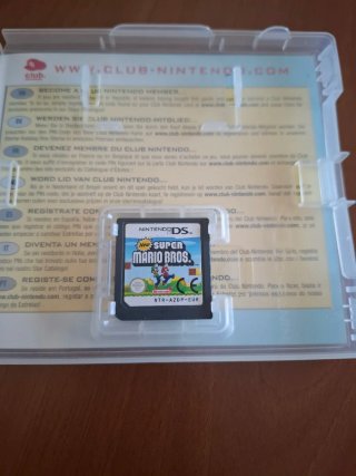 Juego: New Super Mario Bros