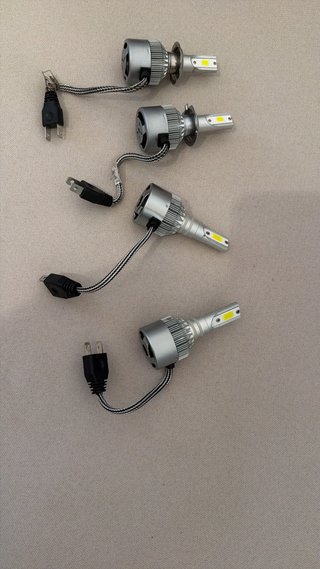 4 Luces LED Coche H4 15€ las 4