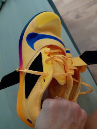 Zapatillas atletismo clavos amarillas 40.5
