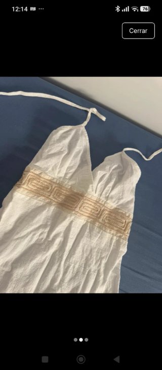 Vestido ibicenco blanco con detalles