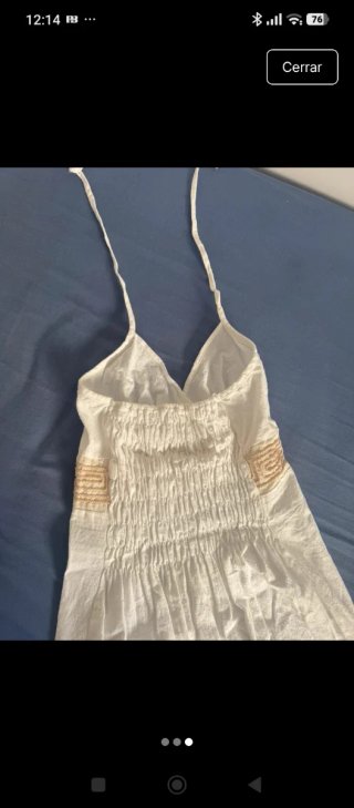 Vestido ibicenco blanco con detalles