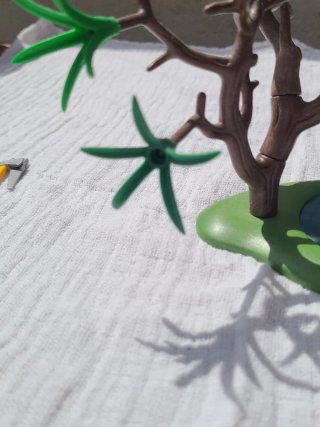 Lote 45. Playmobil Pescador en charca
