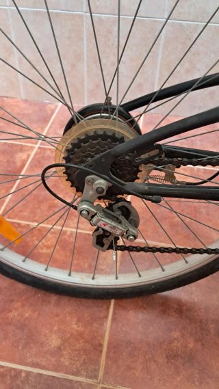 Bicicleta Urbana Btwin Negra