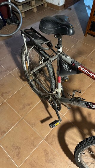 Bicicleta Decathlon Roja
