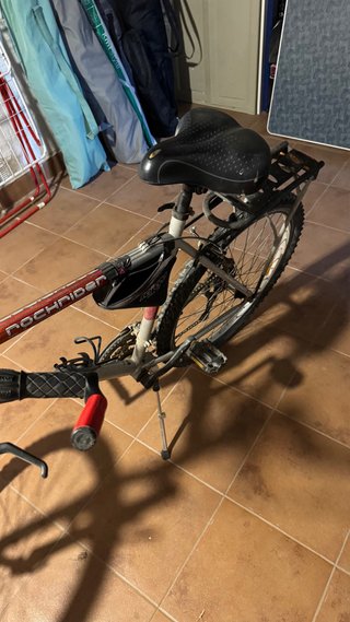 Bicicleta Decathlon Roja