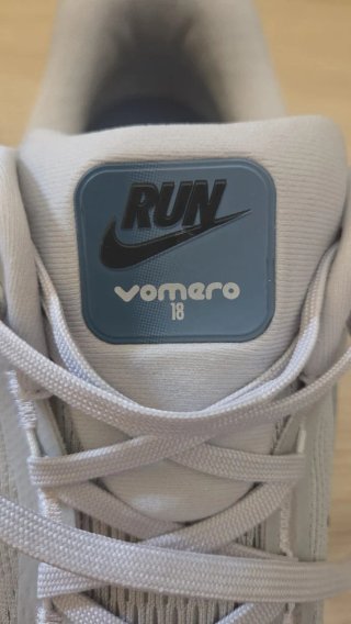 Nike Vomero 18 Zapatillas Running Hombre/Mujer