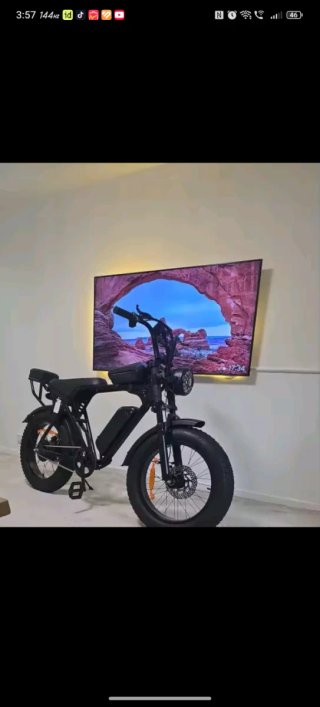Bicicleta Eléctrica Negra Fat Bike