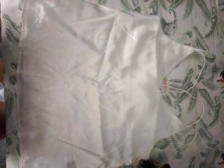 Blusa blanca satinada tirantes