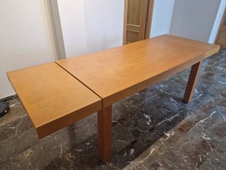 Mesa de comedor extensible de madera