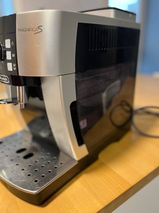 Cafetera De'Longhi Magnifica S Automática
