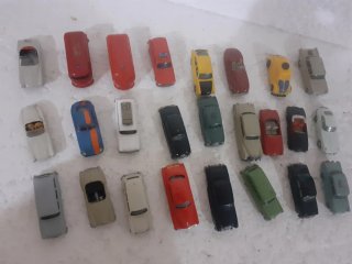 Lotto 25 auto modellismo H0 1:87