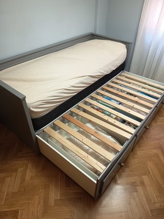 IKEA HEMNES cama doble + 3 cajones + 2 colchones