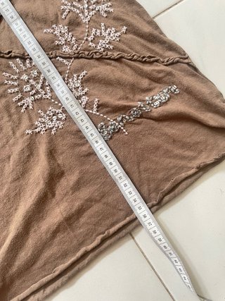 Camiseta Benetton bordada marrón 100% algodón XS