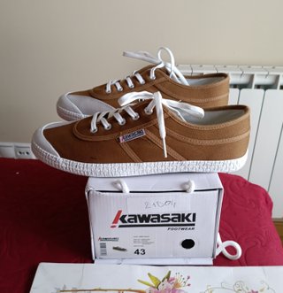 Tenis Kawasaki Marrón Talla 43 de 79.95€
