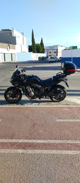 Moto Honda CBF 600 SA
